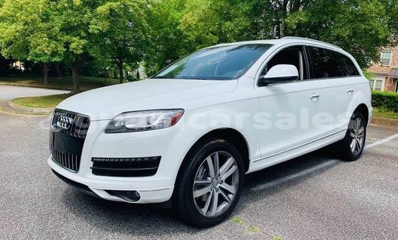 Buy Used Audi Q7 White Car in Dededo in Dededo
