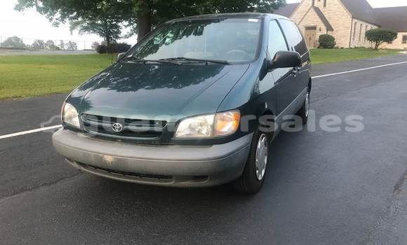 Medium with watermark s1