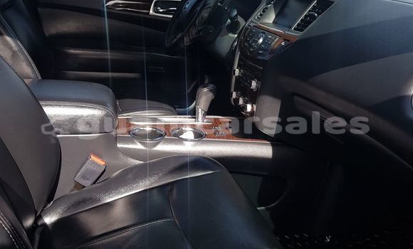 Buy Used Nissan Pathfinder Brown Car in Santa Rita in Agat Buy Used Nissan Pathfinder Brown Car in Santa Rita in Agat