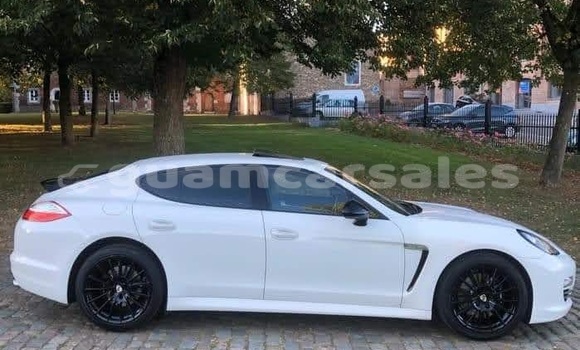 Buy Used Porsche Panamera White Car in Yona in Yona Buy Used Porsche Panamera White Car in Yona in Yona