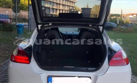 Buy Used Porsche Panamera White Car in Yona in Yona Buy Used Porsche Panamera White Car in Yona in Yona