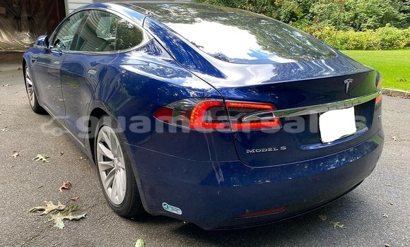 Buy Used Tesla Model S Blue Car in Tamuning in Tamuning Buy Used Tesla Model S Blue Car in Tamuning in Tamuning