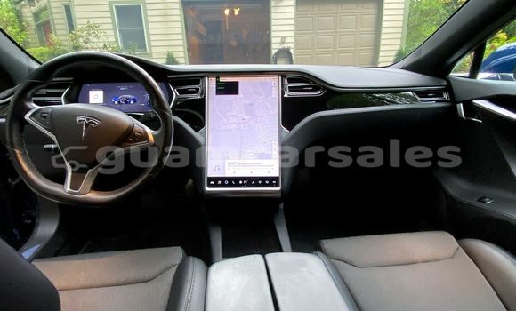 Buy Used Tesla Model S Blue Car in Tamuning in Tamuning Buy Used Tesla Model S Blue Car in Tamuning in Tamuning