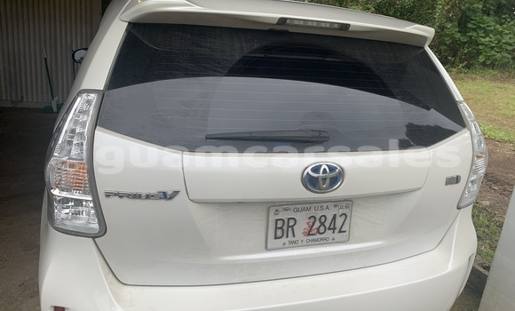 Buy Used Toyota Prius v (+) White Car in Barrigada in Barrigada Buy Used Toyota Prius v (+) White Car in Barrigada in Barrigada
