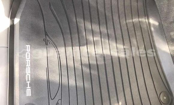 Buy Used Porsche Cayenne Silver Car in Tamuning in Tamuning Buy Used Porsche Cayenne Silver Car in Tamuning in Tamuning