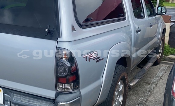 Buy Used Toyota LITEACE Silver Truck in Dededo in Dededo Buy Used Toyota LITEACE Silver Truck in Dededo in Dededo