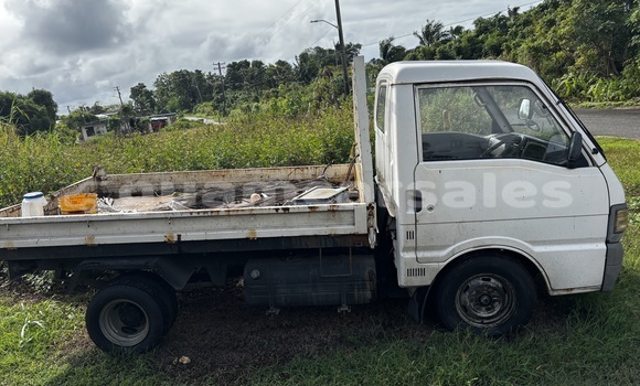 Buy Used Nissan UD White Truck in Mangilao in Mangilao Buy Used Nissan UD White Truck in Mangilao in Mangilao