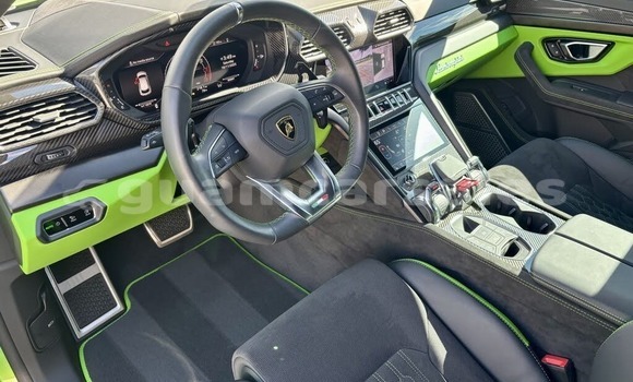 Buy Used Lamborghini Urus Green Car in Anderson Air Force Base in Yigo Buy Used Lamborghini Urus Green Car in Anderson Air Force Base in Yigo