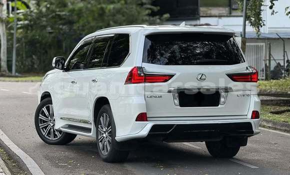 Buy Used Lexus LX 450 White Car in Tamuning in Tamuning Buy Used Lexus LX 450 White Car in Tamuning in Tamuning