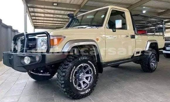 Buy Used Toyota Land Cruiser Beige Car in Dededo in Dededo Buy Used Toyota Land Cruiser Beige Car in Dededo in Dededo