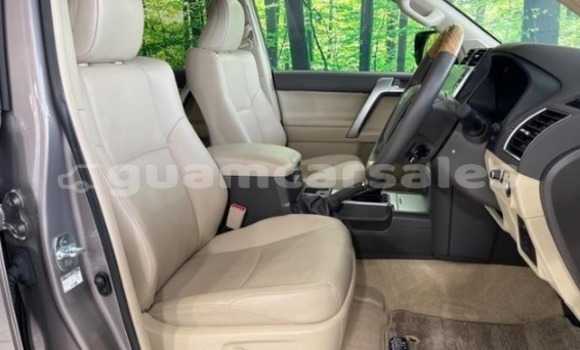 Buy Used Toyota Land Cruiser Prado Black Car in Dededo in Dededo Buy Used Toyota Land Cruiser Prado Black Car in Dededo in Dededo