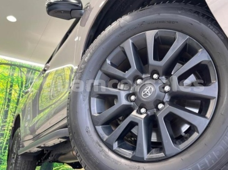 Big with watermark toyota land cruiser prado dededo dededo 628