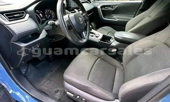 Buy Used Toyota RAV4 Blue Car in Hagåtña in Hagatna