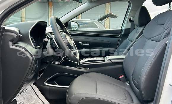 Buy Used Hyundai Tucson White Car in Hagåtña in Hagatna Buy Used Hyundai Tucson White Car in Hagåtña in Hagatna