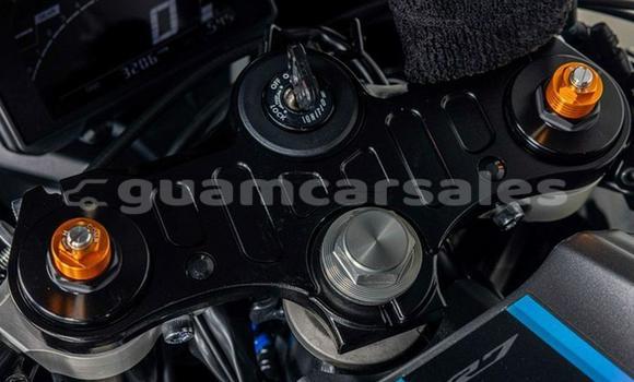 Buy Used Yamaha YZF Black Bike in Hagåtña in Hagatna Buy Used Yamaha YZF Black Bike in Hagåtña in Hagatna