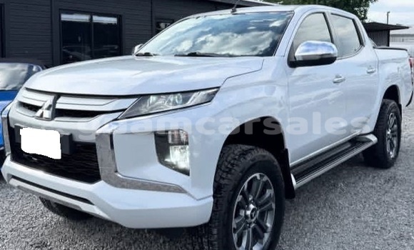Acheter Occasion Voiture Mitsubishi L200 Blanc à Hagåtña, Hagatna Acheter Occasion Voiture Mitsubishi L200 Blanc à Hagåtña, Hagatna