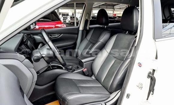 Acheter Occasion Voiture Nissan X–Trail Blanc à Anderson Air Force Base, Yigo Acheter Occasion Voiture Nissan X–Trail Blanc à Anderson Air Force Base, Yigo