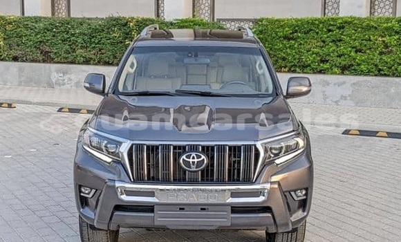 Acheter Occasion Voiture Toyota Land Cruiser Prado Blanc à Anderson Air Force Base, Yigo Acheter Occasion Voiture Toyota Land Cruiser Prado Blanc à Anderson Air Force Base, Yigo