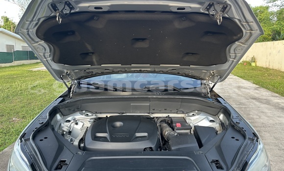 Buy Used Volvo XC90 Silver Car in Yigo in Yigo Buy Used Volvo XC90 Silver Car in Yigo in Yigo