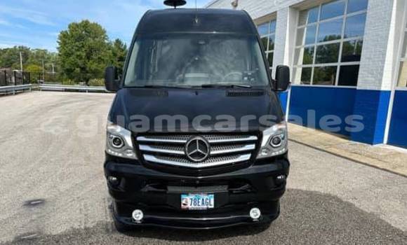 Buy Used Mercedes Viano Black Car in Yigo in Yigo