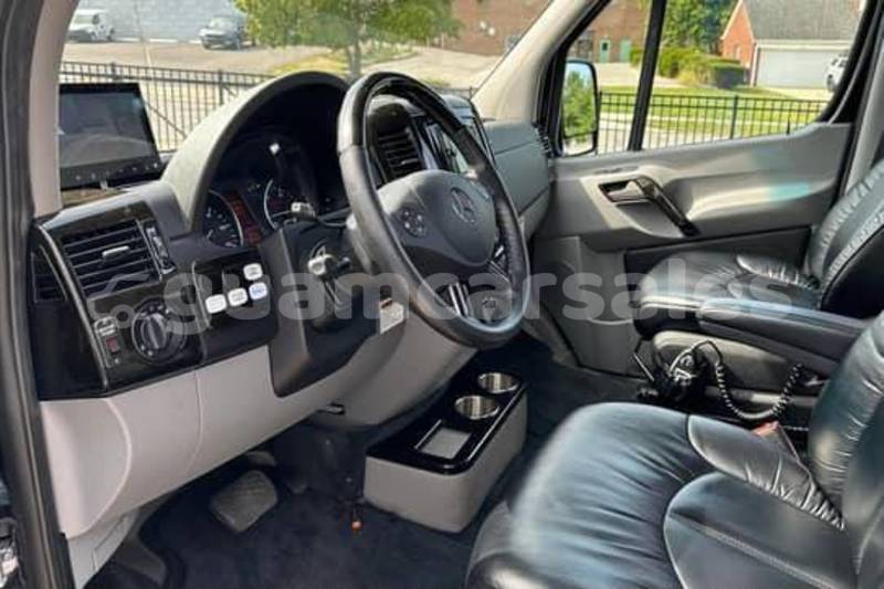 Big with watermark mercedes viano yigo yigo 728