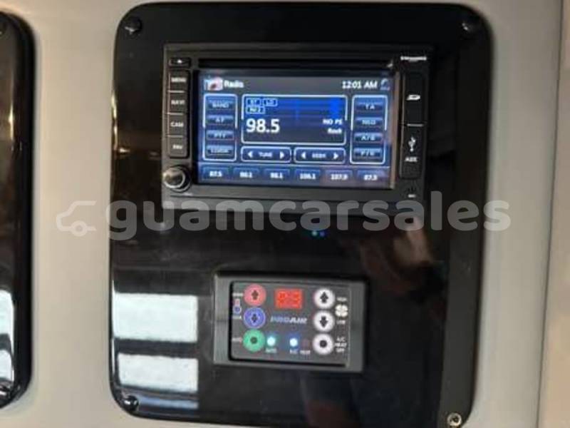 Big with watermark mercedes viano yigo yigo 728