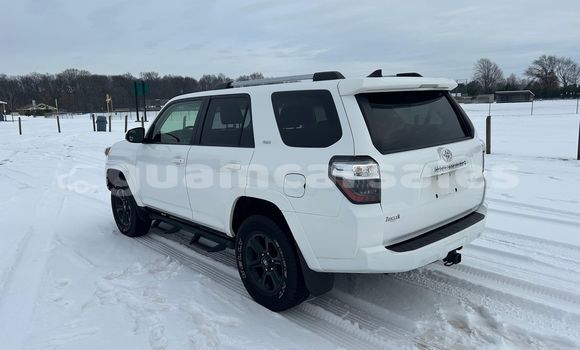 Buy Used Toyota 4Runner White Car in Ordot in Chalan-Pago-Ordot Buy Used Toyota 4Runner White Car in Ordot in Chalan-Pago-Ordot