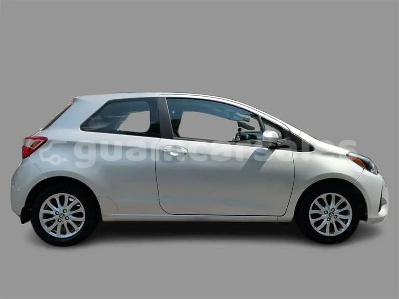 Big with watermark toyota yaris agat agat 750