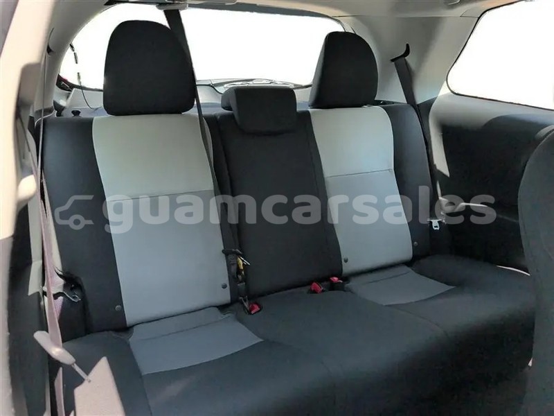 Big with watermark toyota yaris agat agat 750