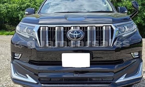 Buy Used Toyota Land Cruiser Prado Black Car in Hagåtña in Hagatna