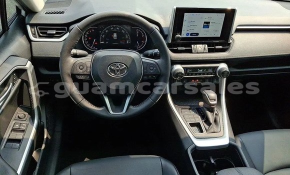 Buy Used Toyota RAV4 White Car in Yigo in Yigo Buy Used Toyota RAV4 White Car in Yigo in Yigo