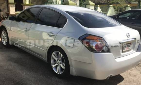 Buy Used Nissan Altima Silver Car in Dededo in Dededo Buy Used Nissan Altima Silver Car in Dededo in Dededo