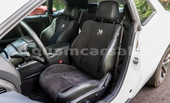 Buy Used Dodge Challenger White Car in Yona in Yona Buy Used Dodge Challenger White Car in Yona in Yona
