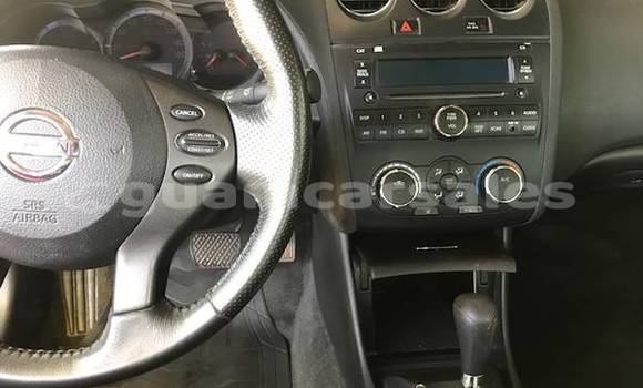 Buy Used Nissan Altima Silver Car in Dededo in Dededo Buy Used Nissan Altima Silver Car in Dededo in Dededo