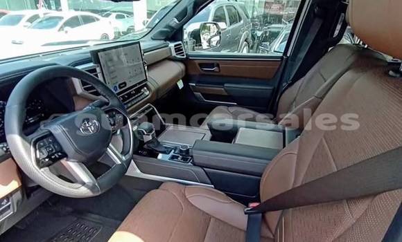 Buy Used Toyota Tundra White Car in Hagåtña in Hagatna