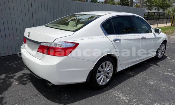 Buy Used Honda Accord White Car in Merizo in Merizo Buy Used Honda Accord White Car in Merizo in Merizo