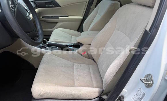 Buy Used Honda Accord White Car in Merizo in Merizo Buy Used Honda Accord White Car in Merizo in Merizo