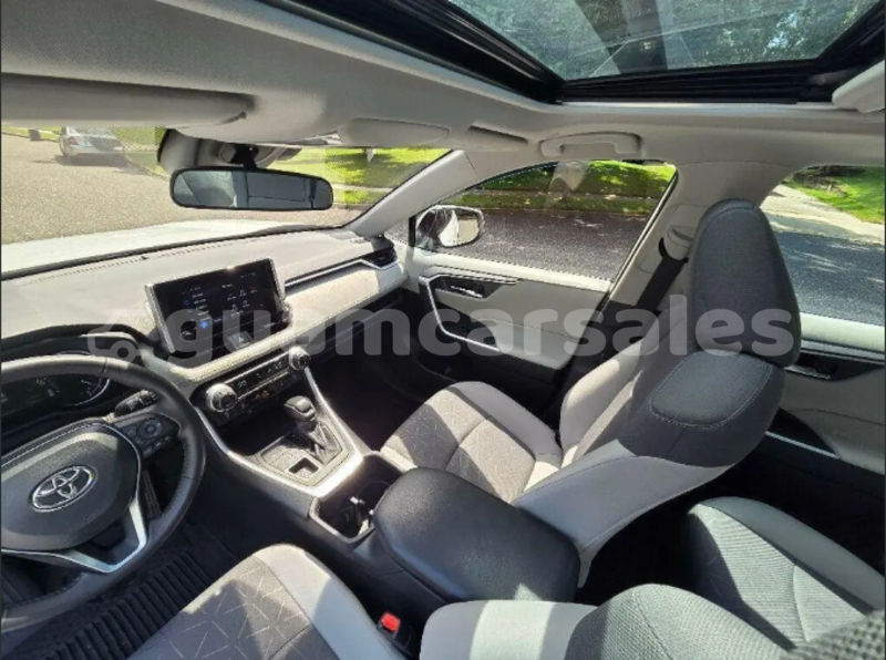 Big with watermark toyota rav4 dededo astumbo 776