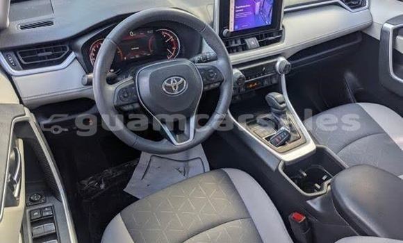 Buy Used Toyota RAV4 White Car in Anderson Air Force Base in Yigo Buy Used Toyota RAV4 White Car in Anderson Air Force Base in Yigo