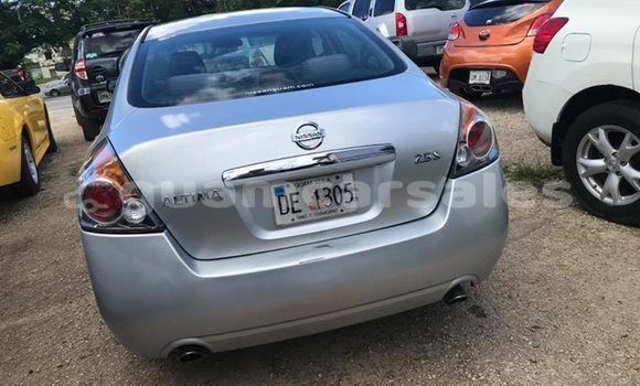 Buy Import Nissan Altima Silver Car in Tamuning in Tamuning Buy Import Nissan Altima Silver Car in Tamuning in Tamuning